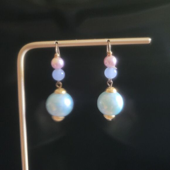 Elegant Pearl Drop Earrings - Picture 1 of 3